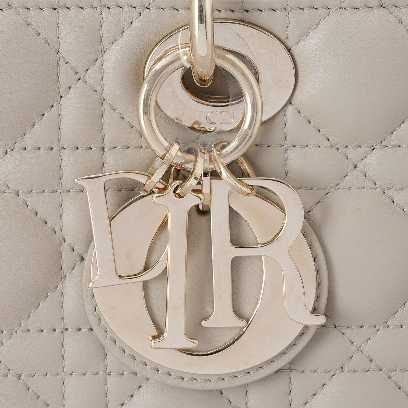 CHRISTIAN DIOR(USED) 디올 레이디 디올 디조이 미듐